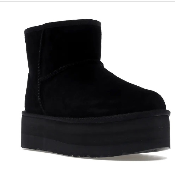 UGG Classic Mini Suede Platform Booties Size 8 Wide - Picture 4 of 8